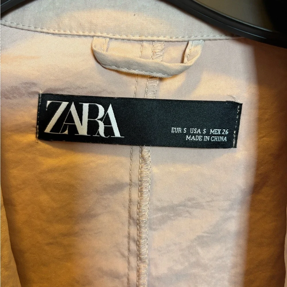 Zara Women's Light Pink Open Front Jacket